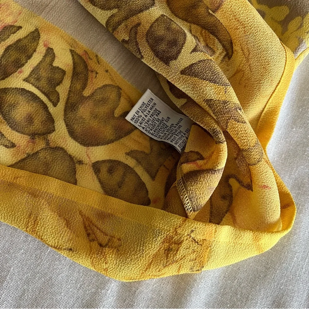 Vintage Hawaiian Yellow Organic Pattern Short Sleeve Button-Up Blouse - Picture 9 of 10